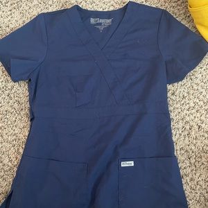 Greys anatomy scrub top size small